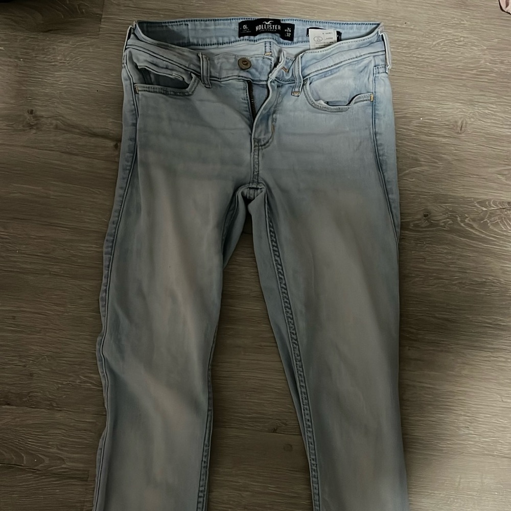 Hollister 0L